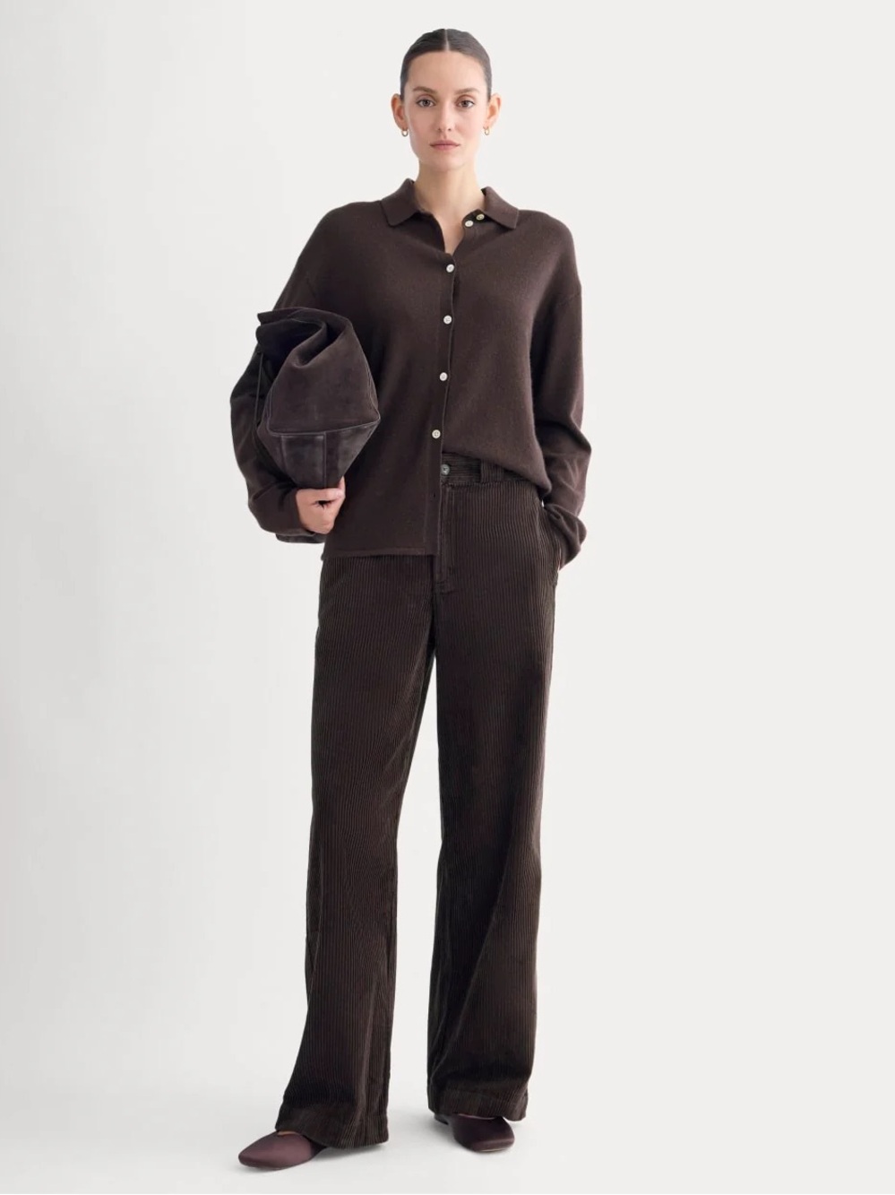 Everlane Corduroy Wide-Leg Trouser in Dark Brown